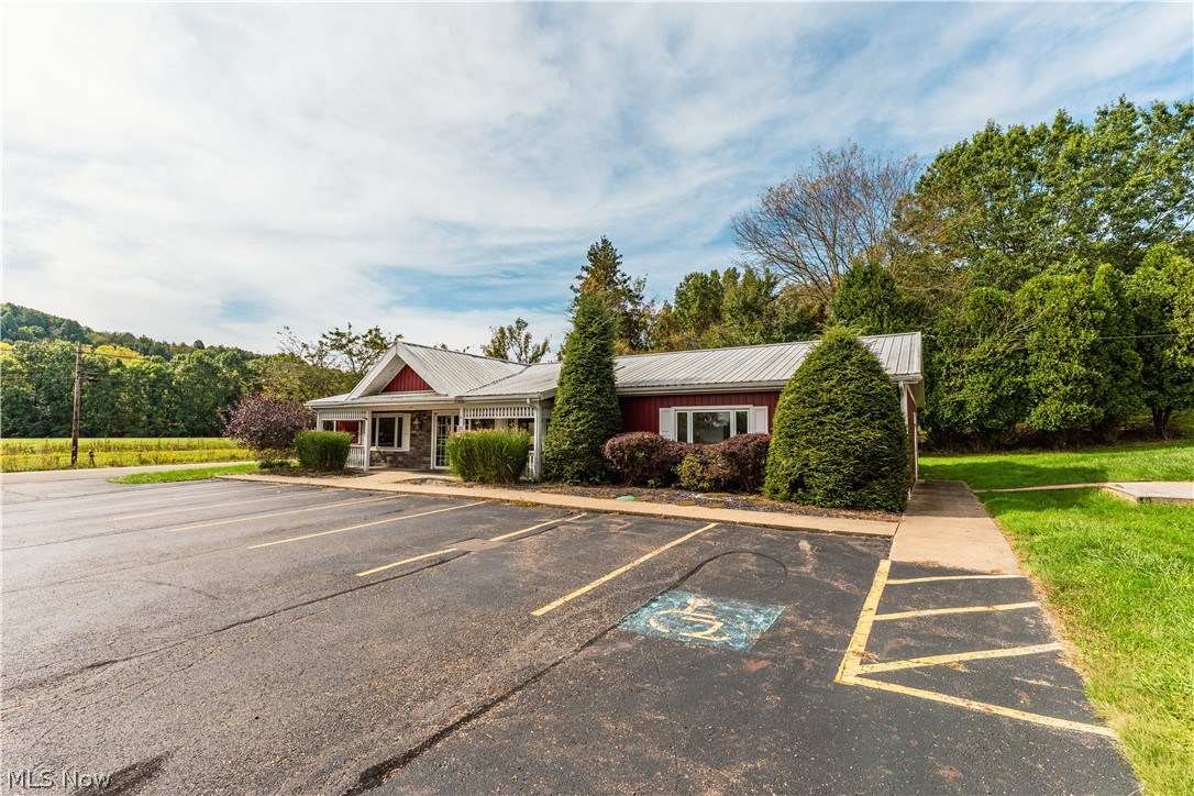 4915 Old Route 39 NW Dover OH 44622