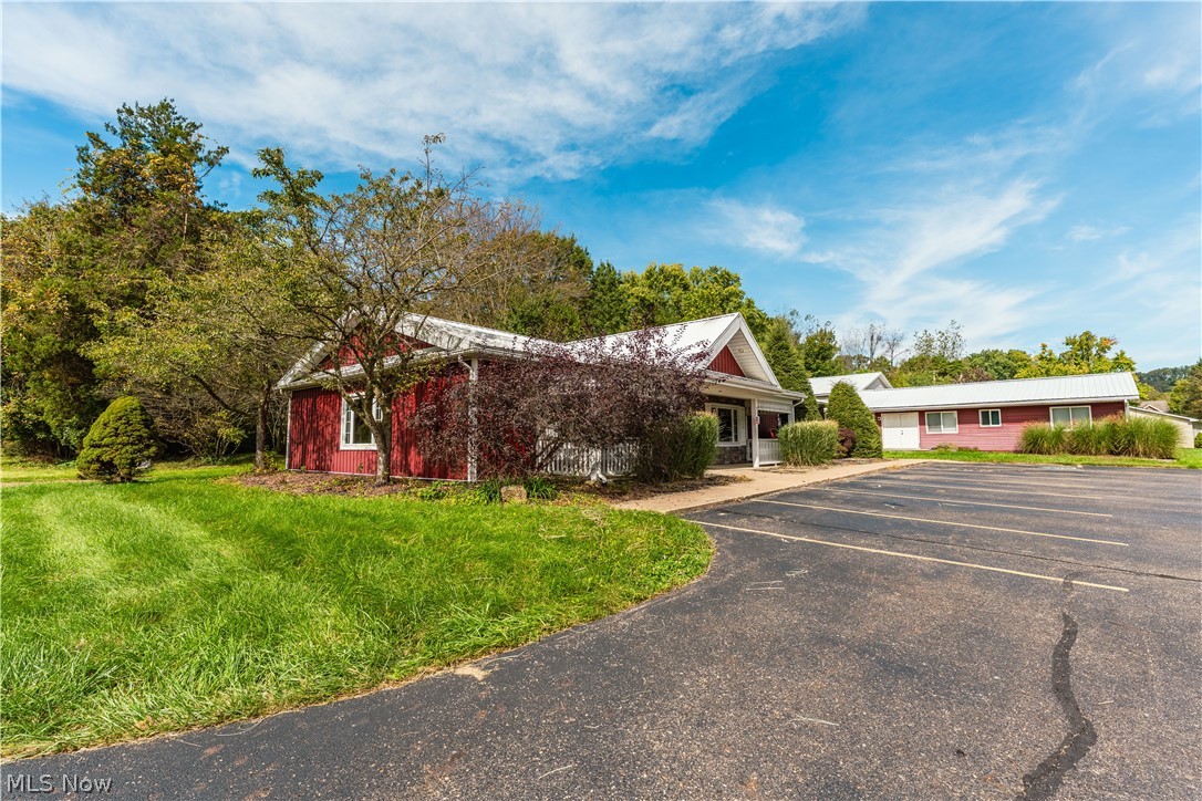 4915 Old Route 39 NW Dover OH 44622