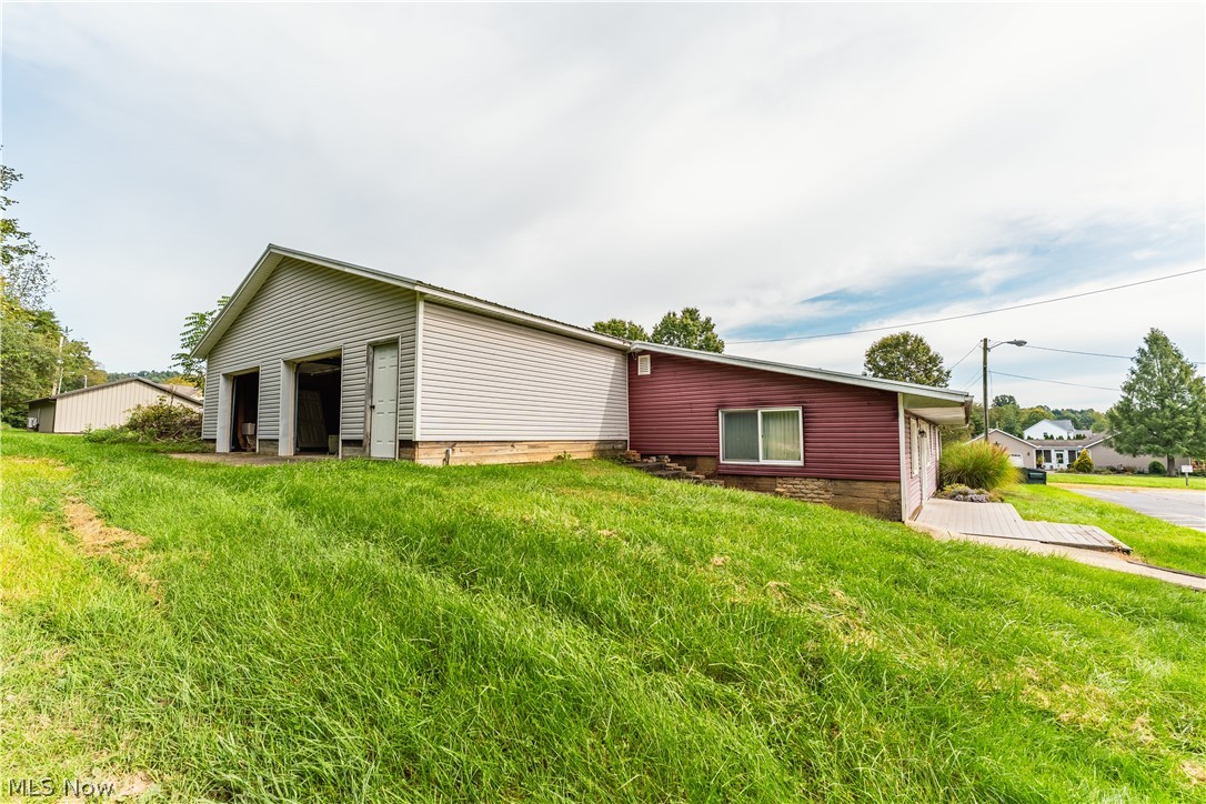 4915 Old Route 39 NW Dover OH 44622