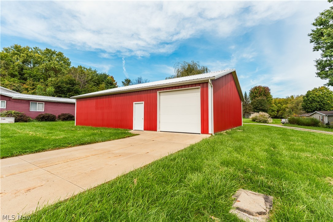 4915 Old Route 39 NW Dover OH 44622