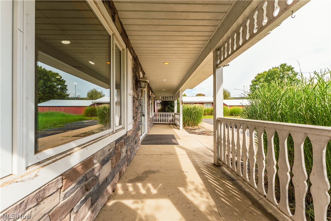 4915 Old Route 39 NW Dover OH 44622