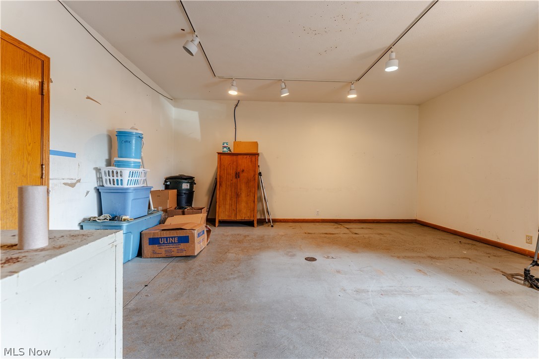 4915 Old Route 39 NW Dover OH 44622