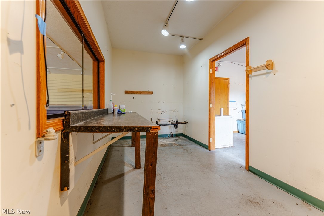 4915 Old Route 39 NW Dover OH 44622