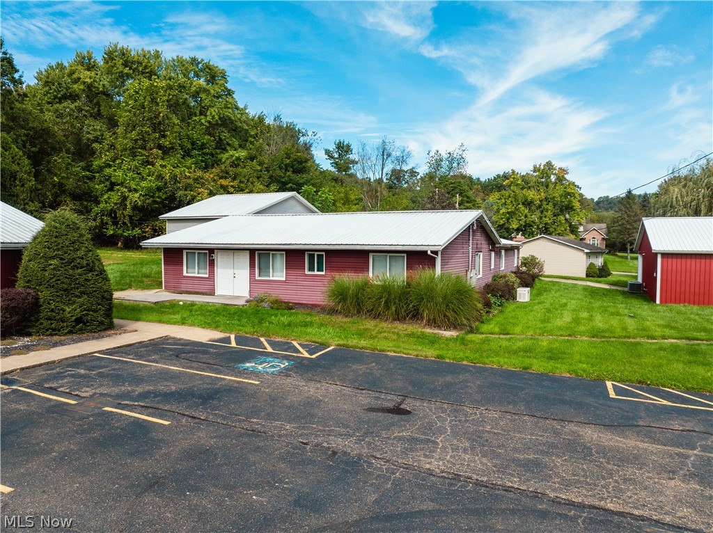 4915 Old Route 39 NW Dover OH 44622