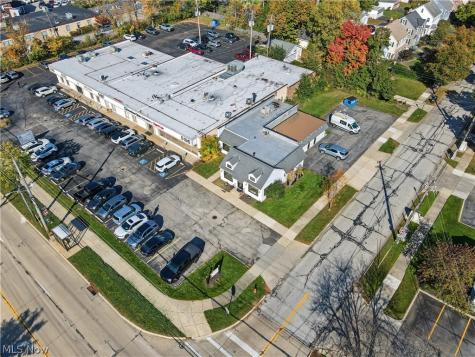 5199 Mayfield Road Lyndhurst OH 44124