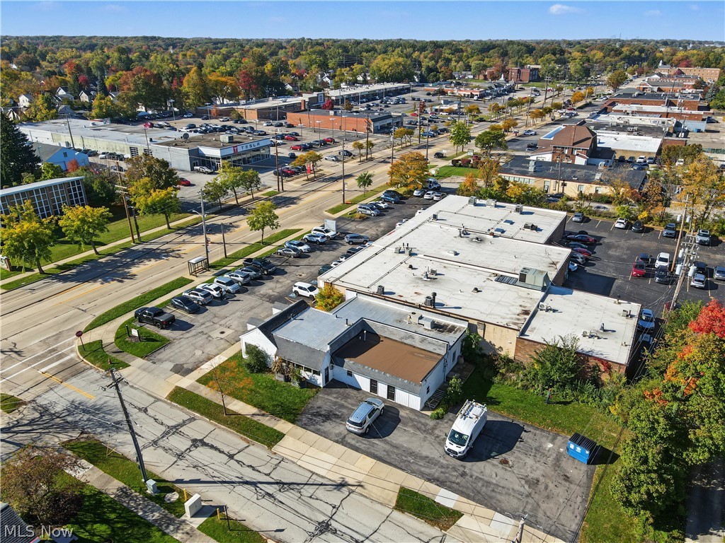 5199 Mayfield Road Lyndhurst OH 44124