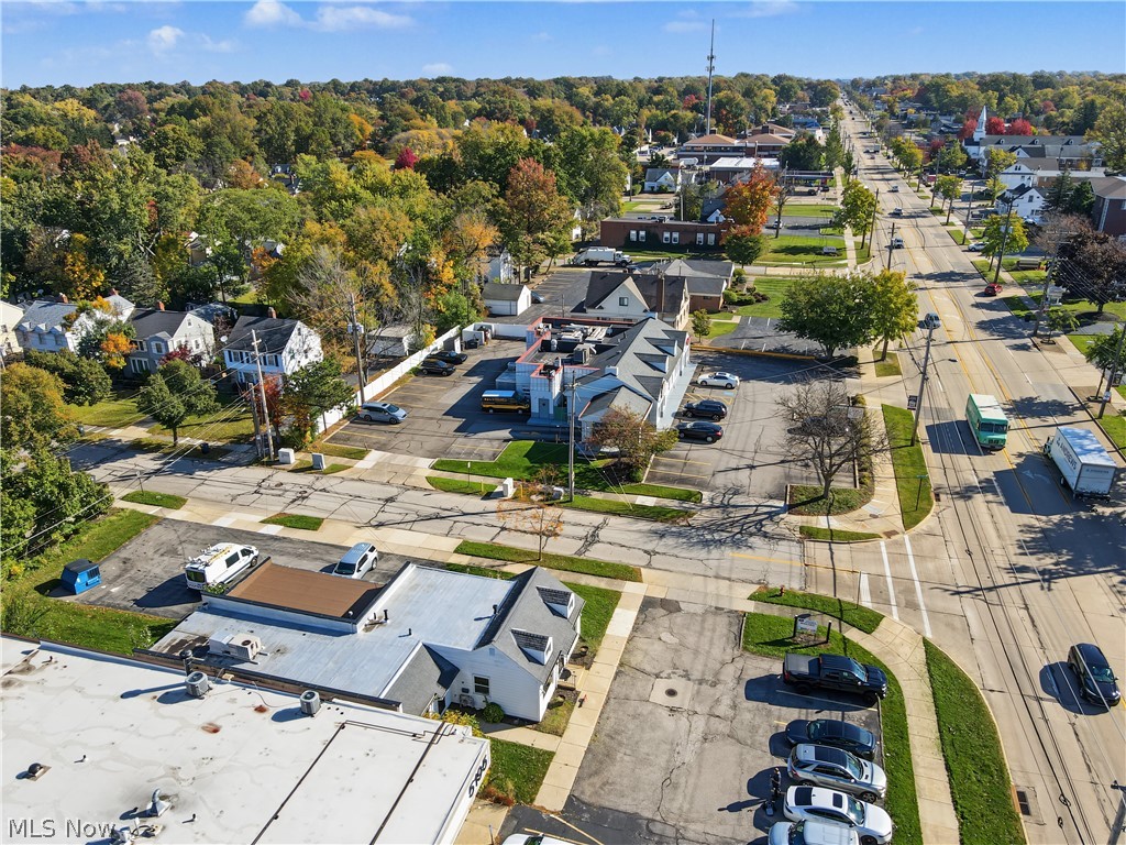 5199 Mayfield Road Lyndhurst OH 44124