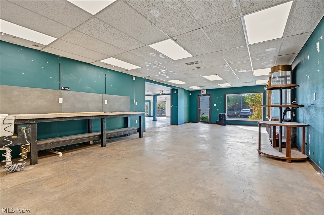 5199 Mayfield Road Lyndhurst OH 44124