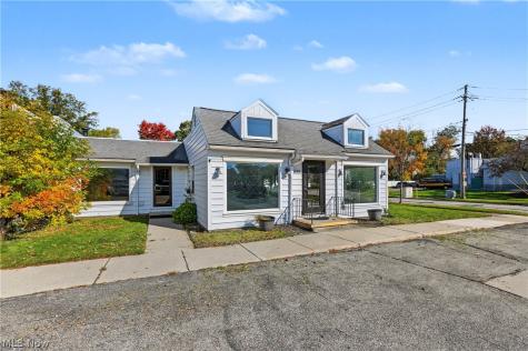 5199 Mayfield Road Lyndhurst OH 44124