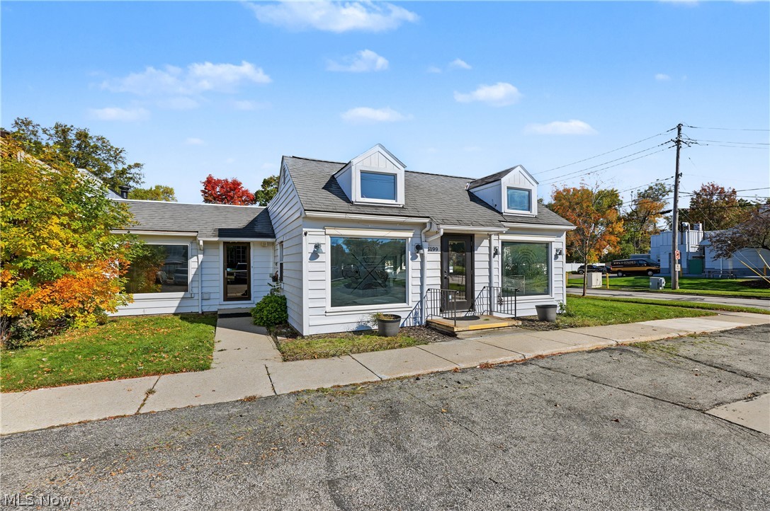 5199 Mayfield Road Lyndhurst OH 44124