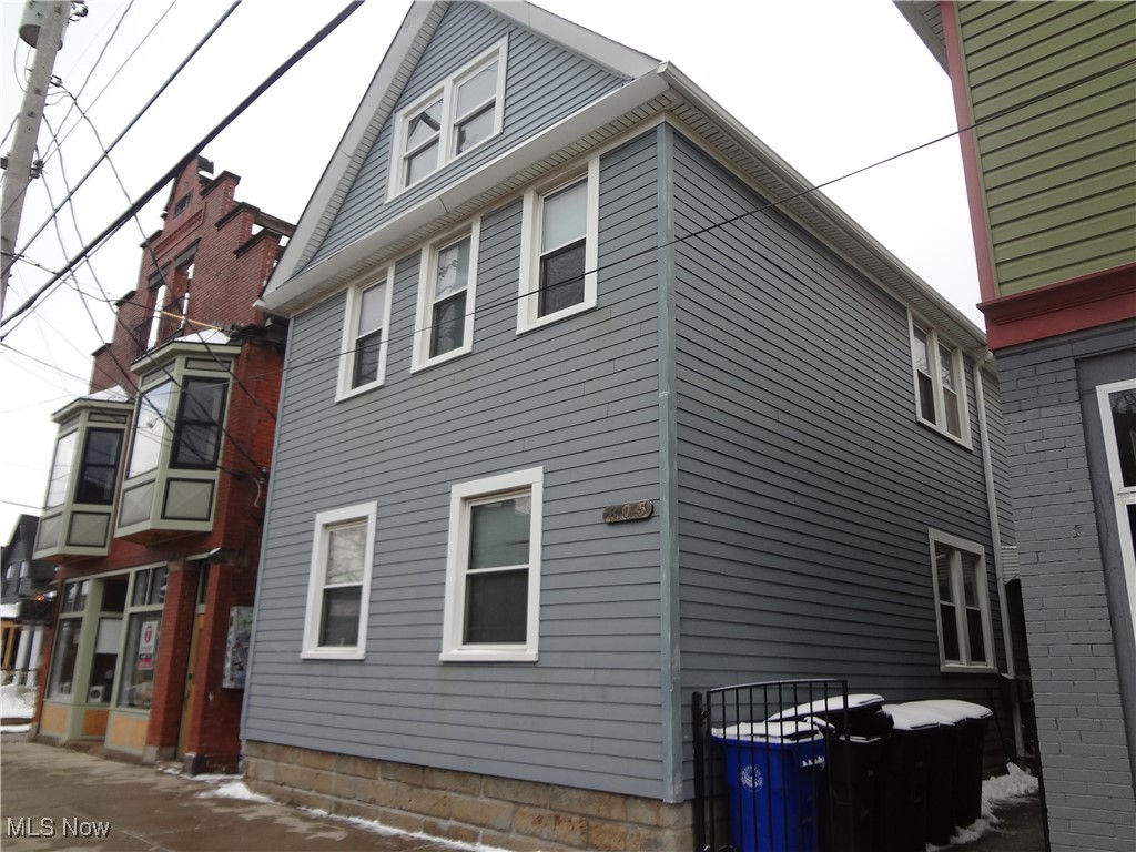 805 Literary Road Cleveland OH 44113