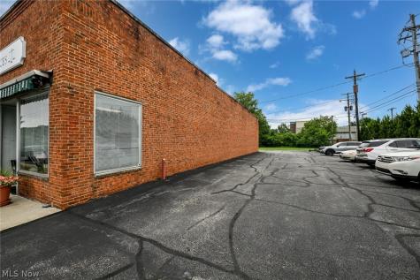 6479 Brecksville Road Independence OH 44131