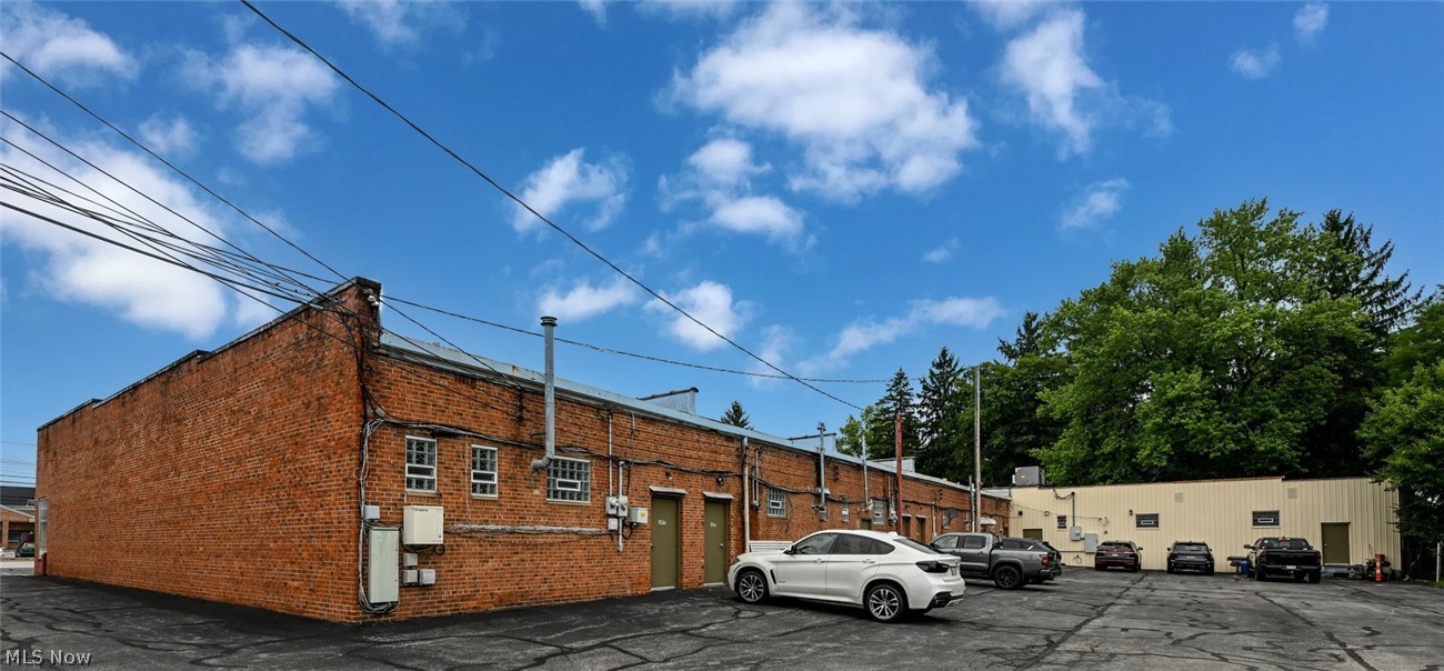6479 Brecksville Road Independence OH 44131