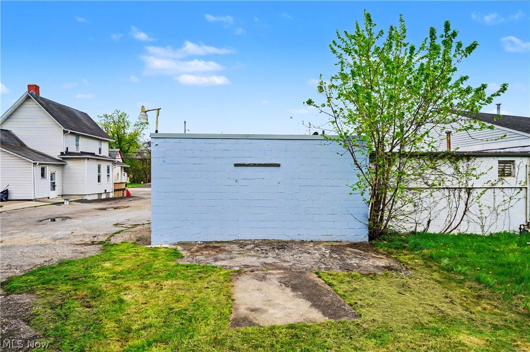 910 Erie Street S Massillon OH 44646