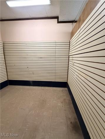 2030 Whipple Avenue NW Canton OH 44708