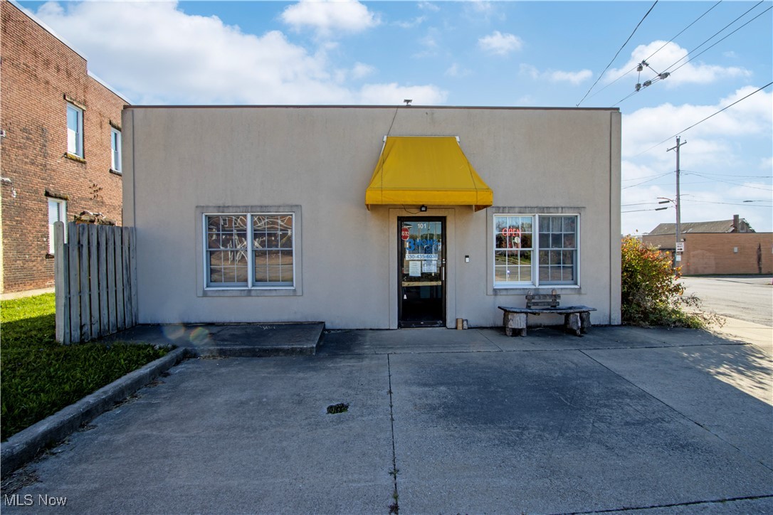 101 N Main Street Creston OH 44217