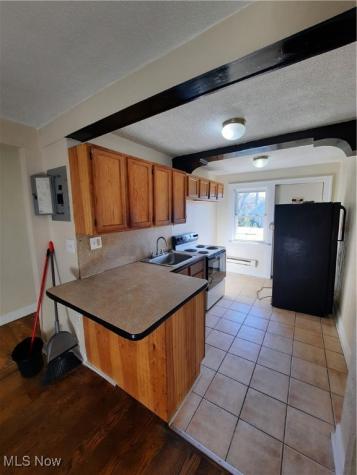 1874 Marloes Avenue East Cleveland OH 44112