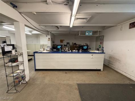 2401 West Avenue Ashtabula OH 44041