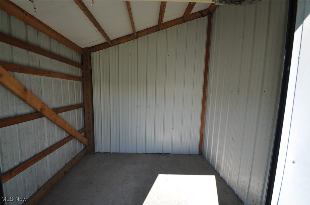 686 Buckeye Street Coshocton OH 43812