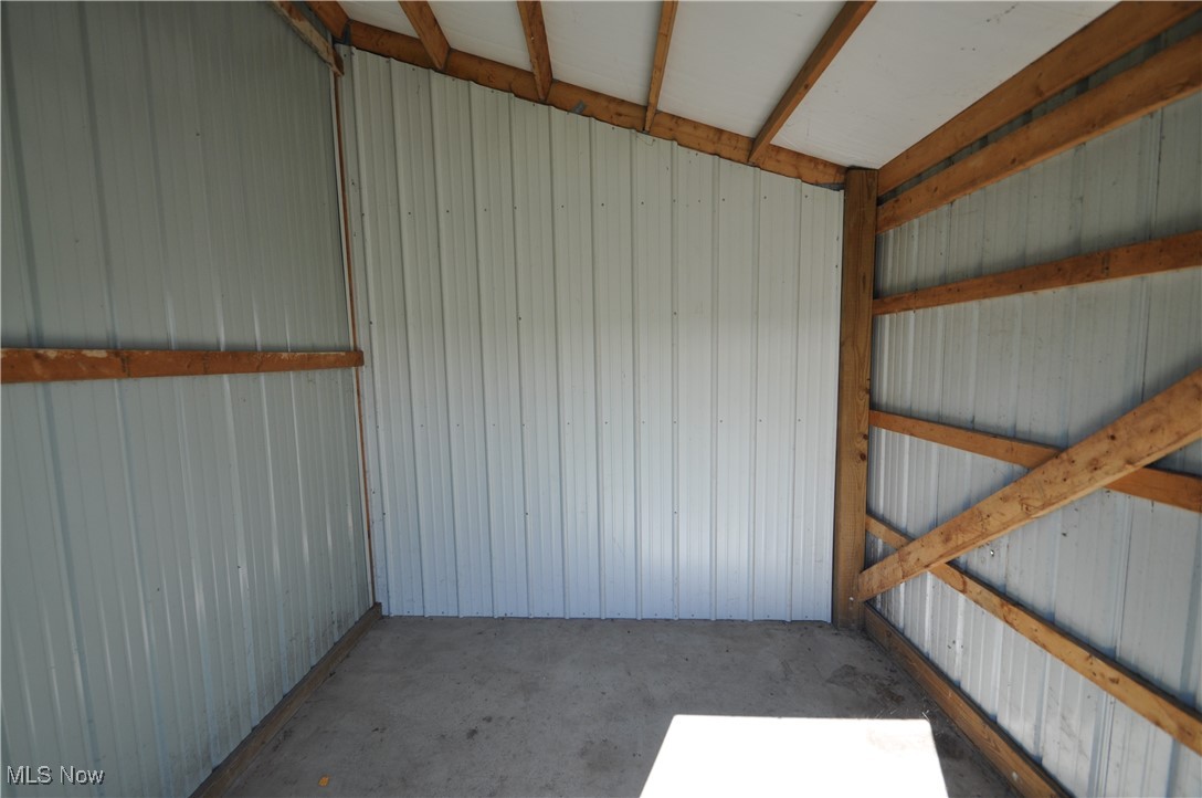 686 Buckeye Street Coshocton OH 43812