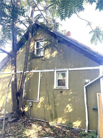 4429 Hyde Avenue Cleveland OH 44109