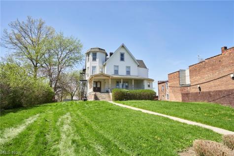 3634 Bosworth Road Cleveland OH 44111