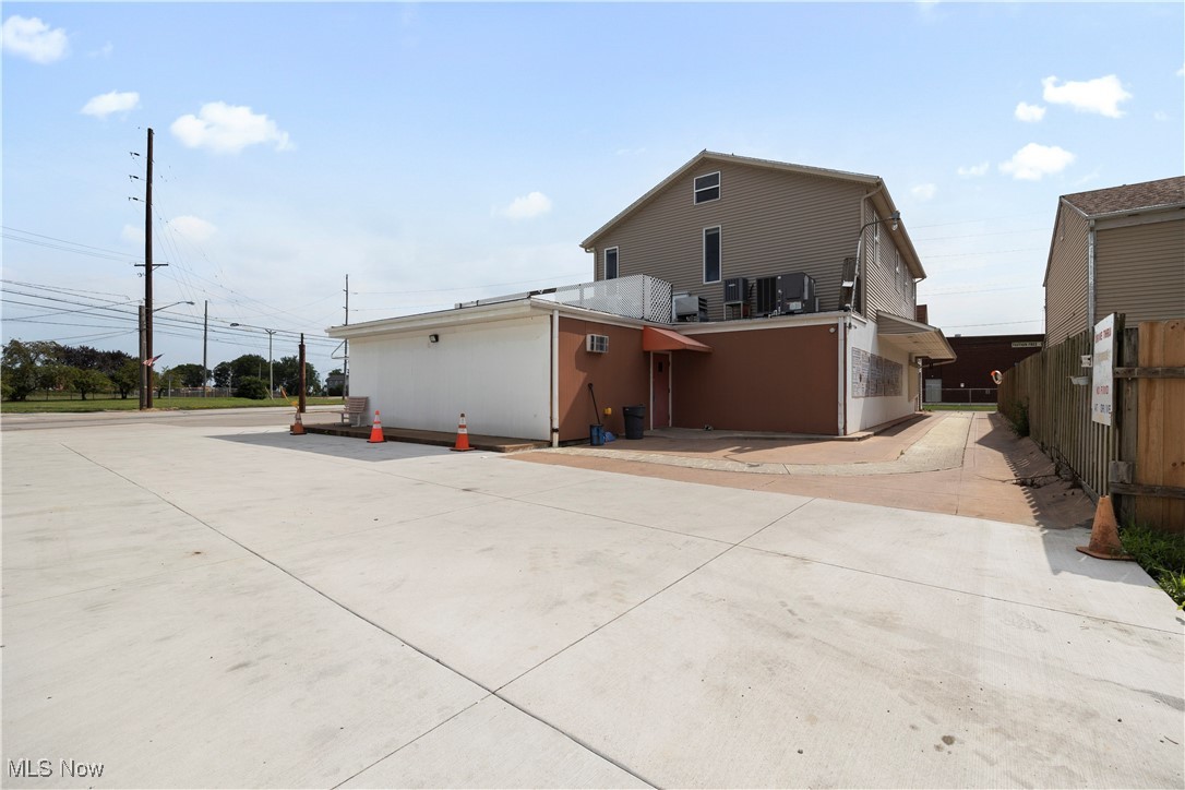 336 Oberlin Avenue Lorain OH 44052