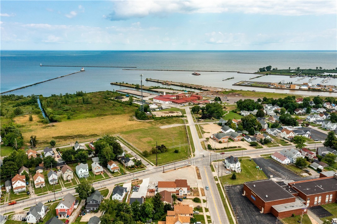 336 Oberlin Avenue Lorain OH 44052