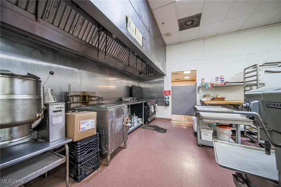 14278 Lincoln Way E Dalton OH 44618