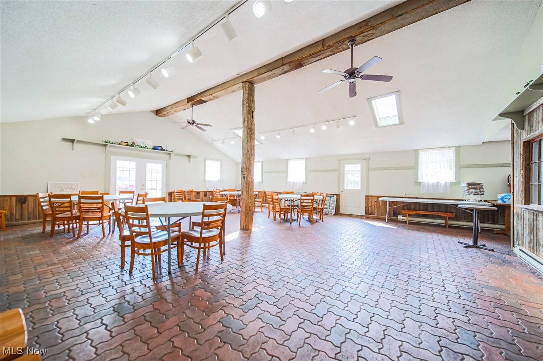 14278 Lincoln Way E Dalton OH 44618