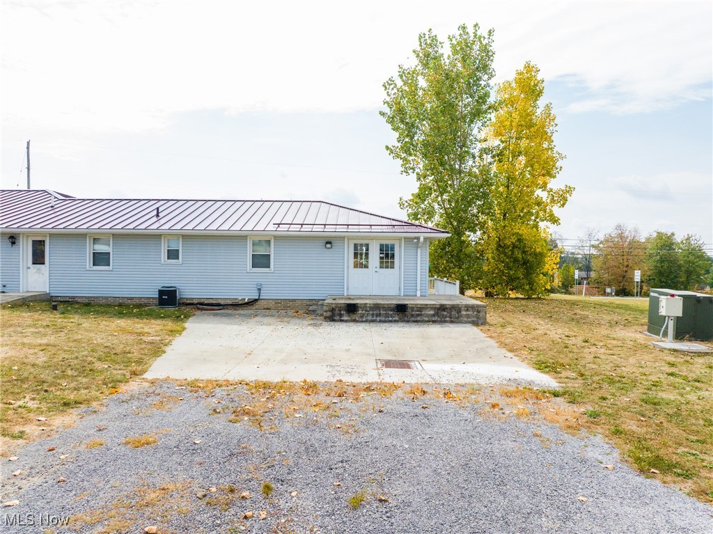 14278 Lincoln Way E Dalton OH 44618