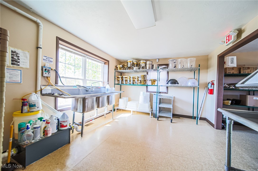 14278 Lincoln Way E Dalton OH 44618