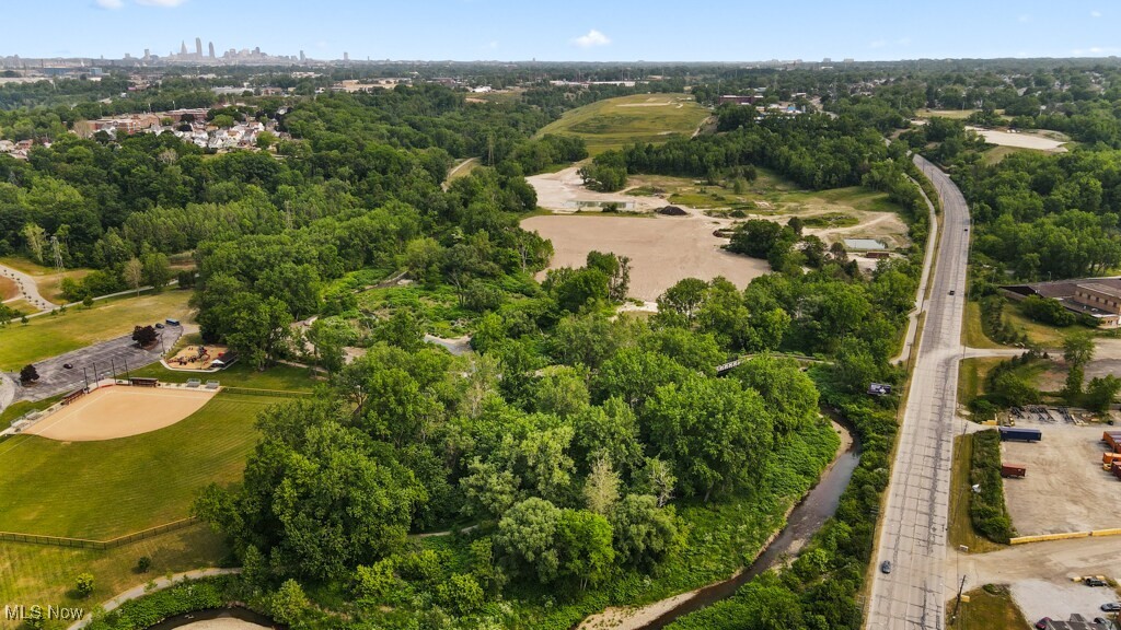 5000 Warner Road Garfield Heights OH 44125