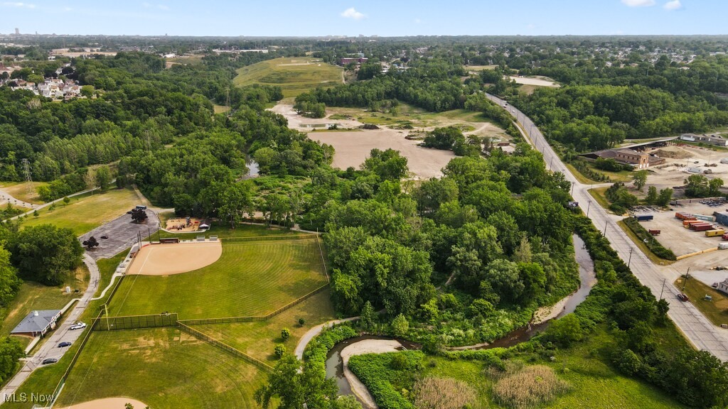 5000 Warner Road Garfield Heights OH 44125