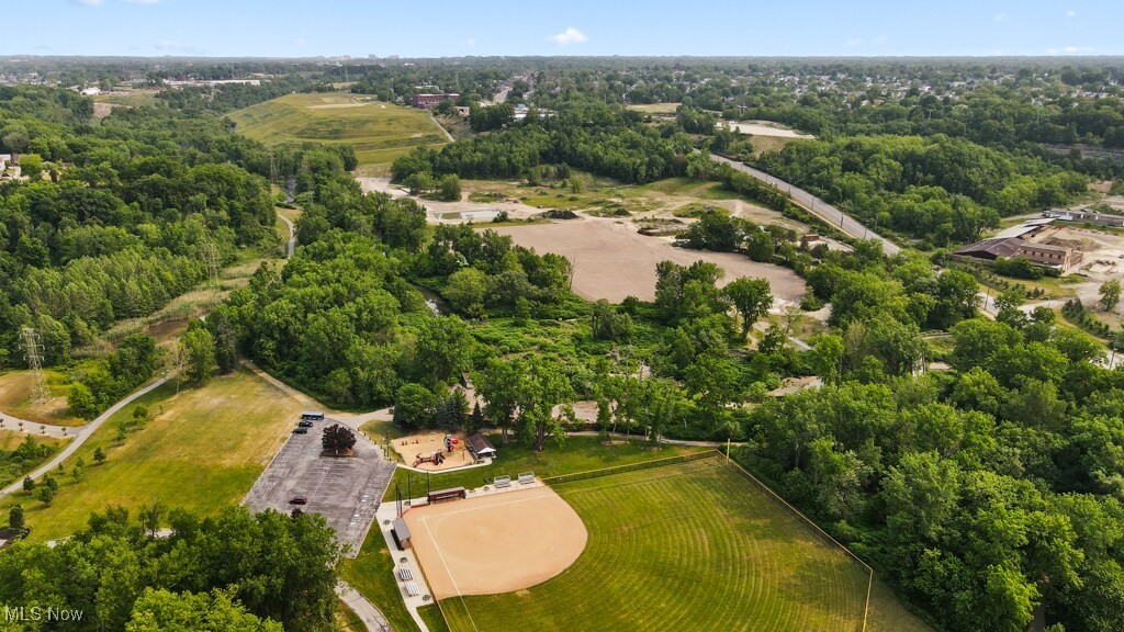 5000 Warner Road Garfield Heights OH 44125