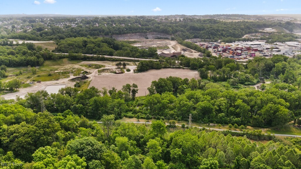 5000 Warner Road Garfield Heights OH 44125