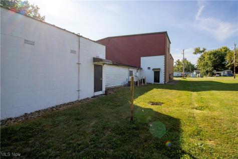 390 E Wood Street Shreve OH 44676
