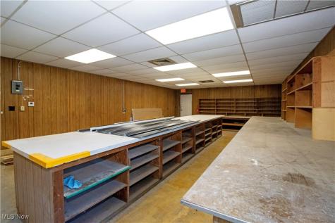 390 E Wood Street Shreve OH 44676