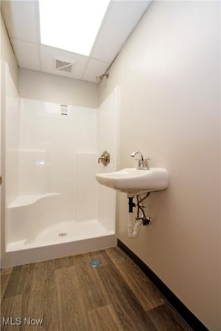 390 E Wood Street Shreve OH 44676