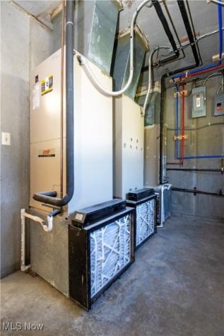 390 E Wood Street Shreve OH 44676