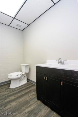 390 E Wood Street Shreve OH 44676