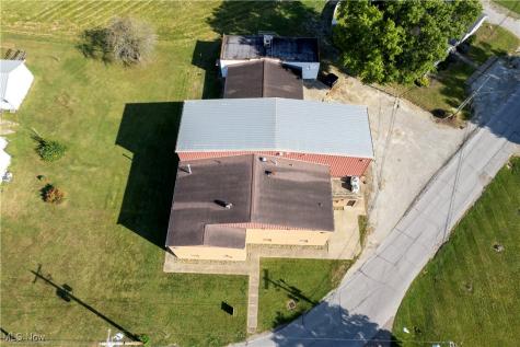 390 E Wood Street Shreve OH 44676