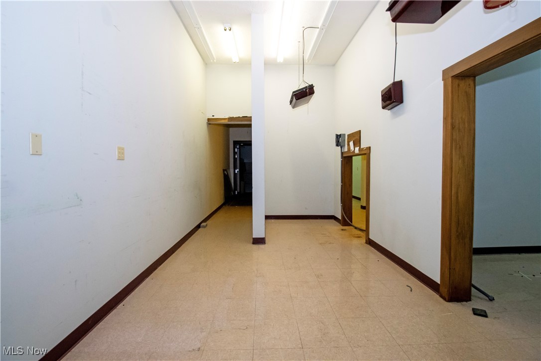 390 E Wood Street Shreve OH 44676