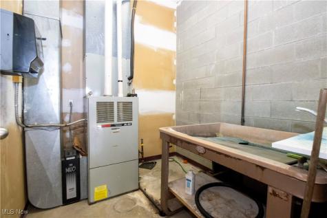 390 E Wood Street Shreve OH 44676