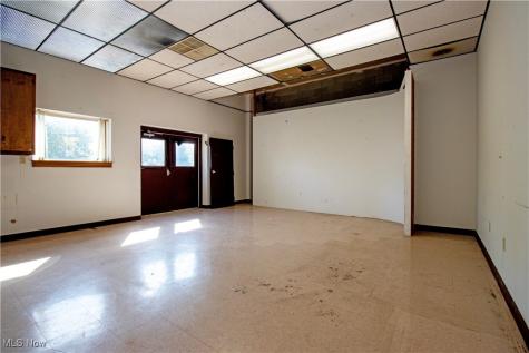 390 E Wood Street Shreve OH 44676