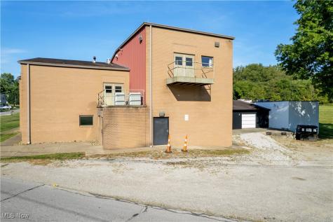 390 E Wood Street Shreve OH 44676