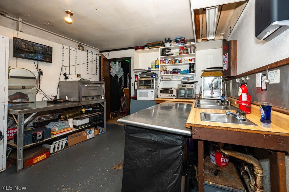 285 Front Street Leetonia OH 44431