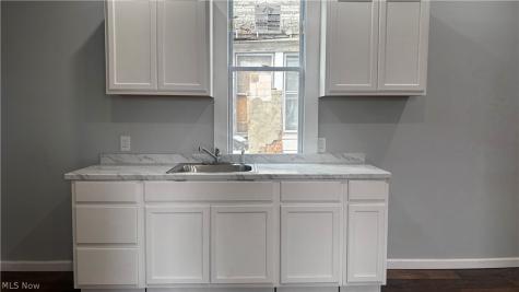 8413 Superior Avenue Cleveland OH 44103