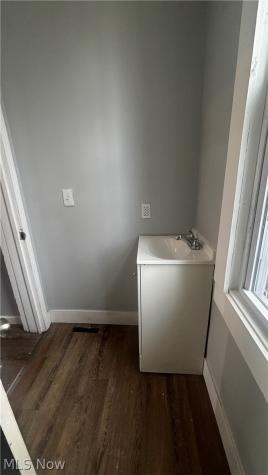 8413 Superior Avenue Cleveland OH 44103