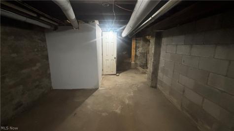 8413 Superior Avenue Cleveland OH 44103